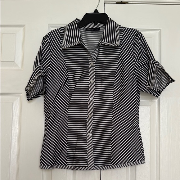 Jones New York Tops - Jones New York Signature Navy & White Striped Button-Up Shirt, Size M